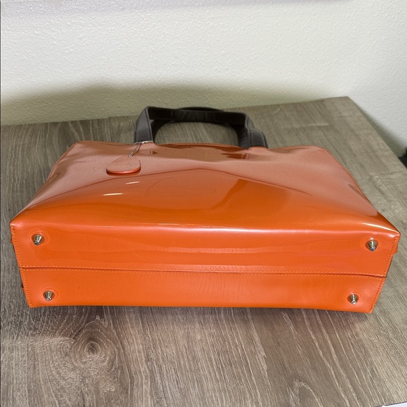 Beijo Vibrant Orange Tote with Black Handles - Picture 5 of 8